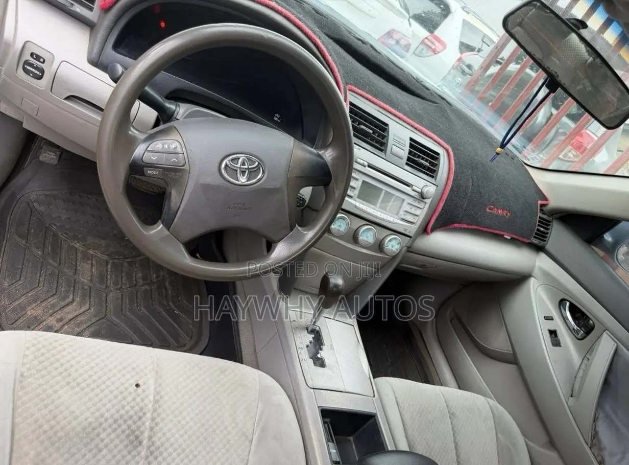 Toyota Camry LE 4dr Sedan (2.4L 4cyl 5A) 2009 Blue