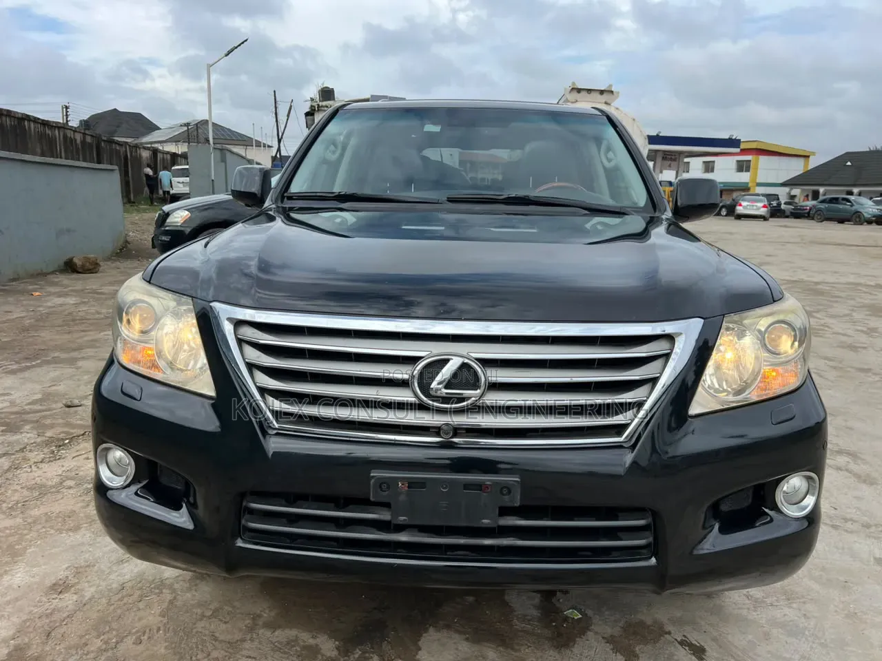 Lexus LX 570 2010 Black