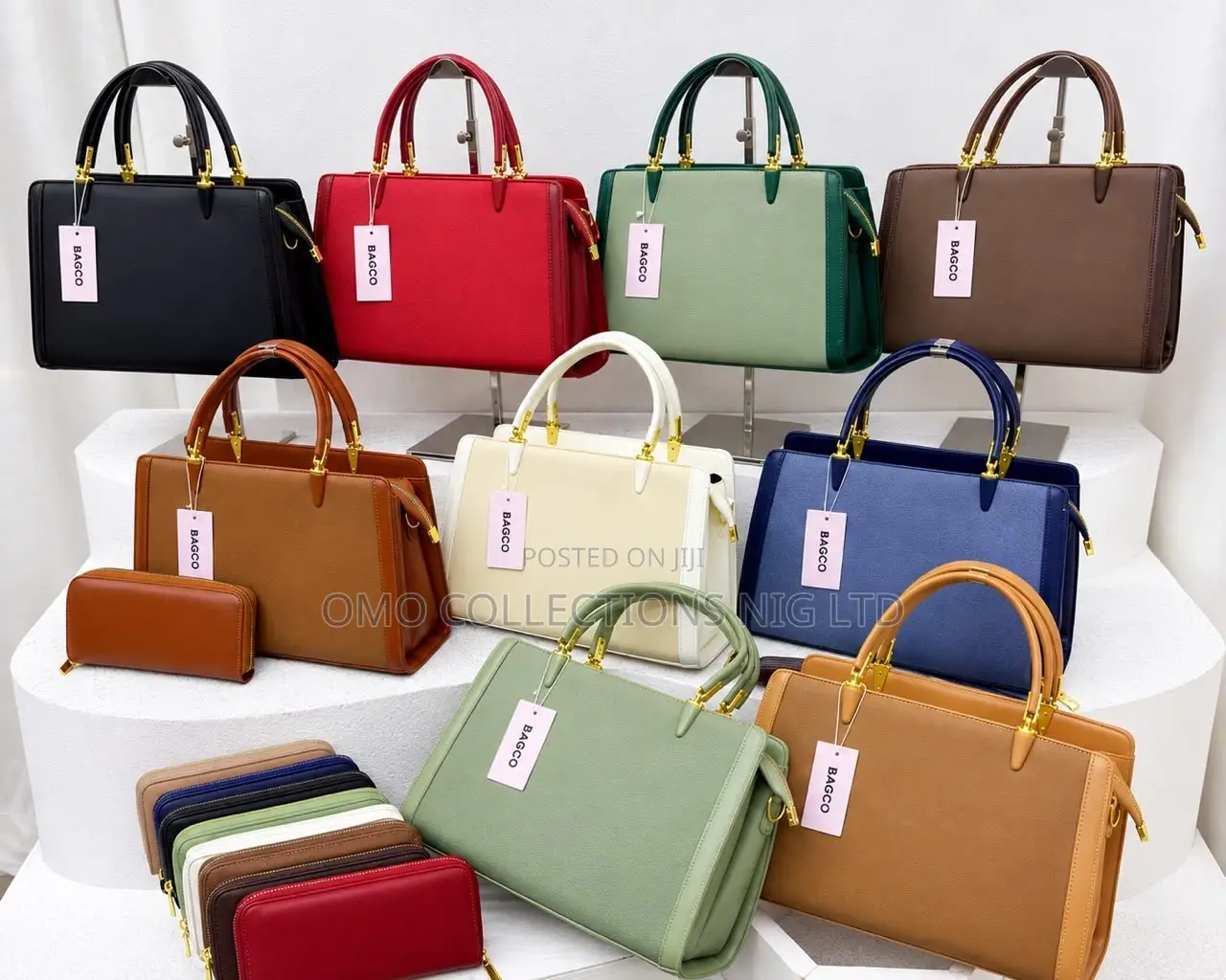 Women’s Classic Leather Handbag With Purse – Elegant Versatile