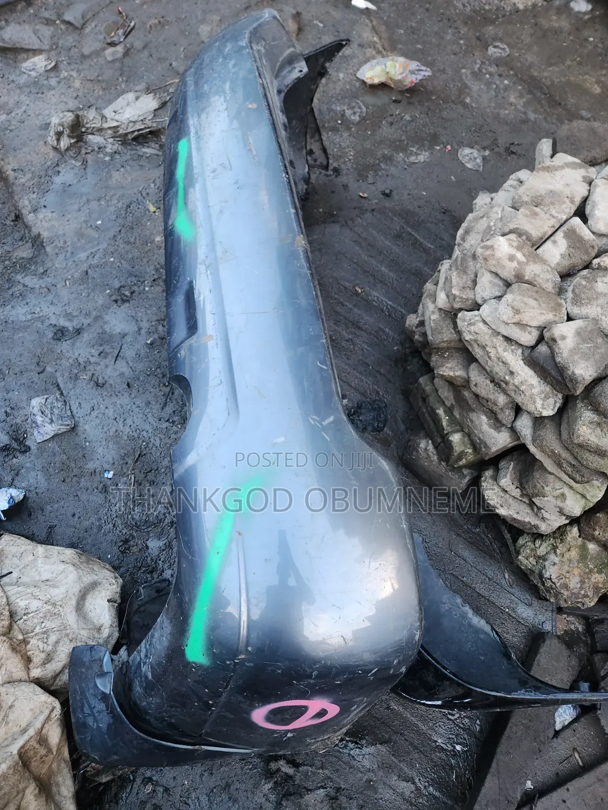 Back Foreign Used Bumper for Highlander 2005
