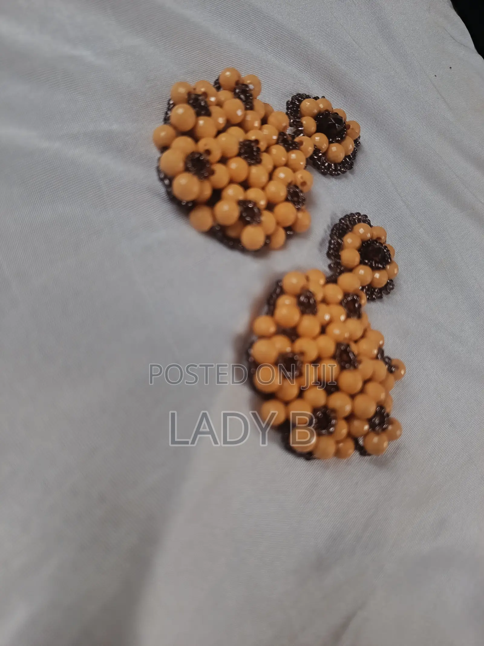 Trendy Sunflower-Styled Beaded Earrings