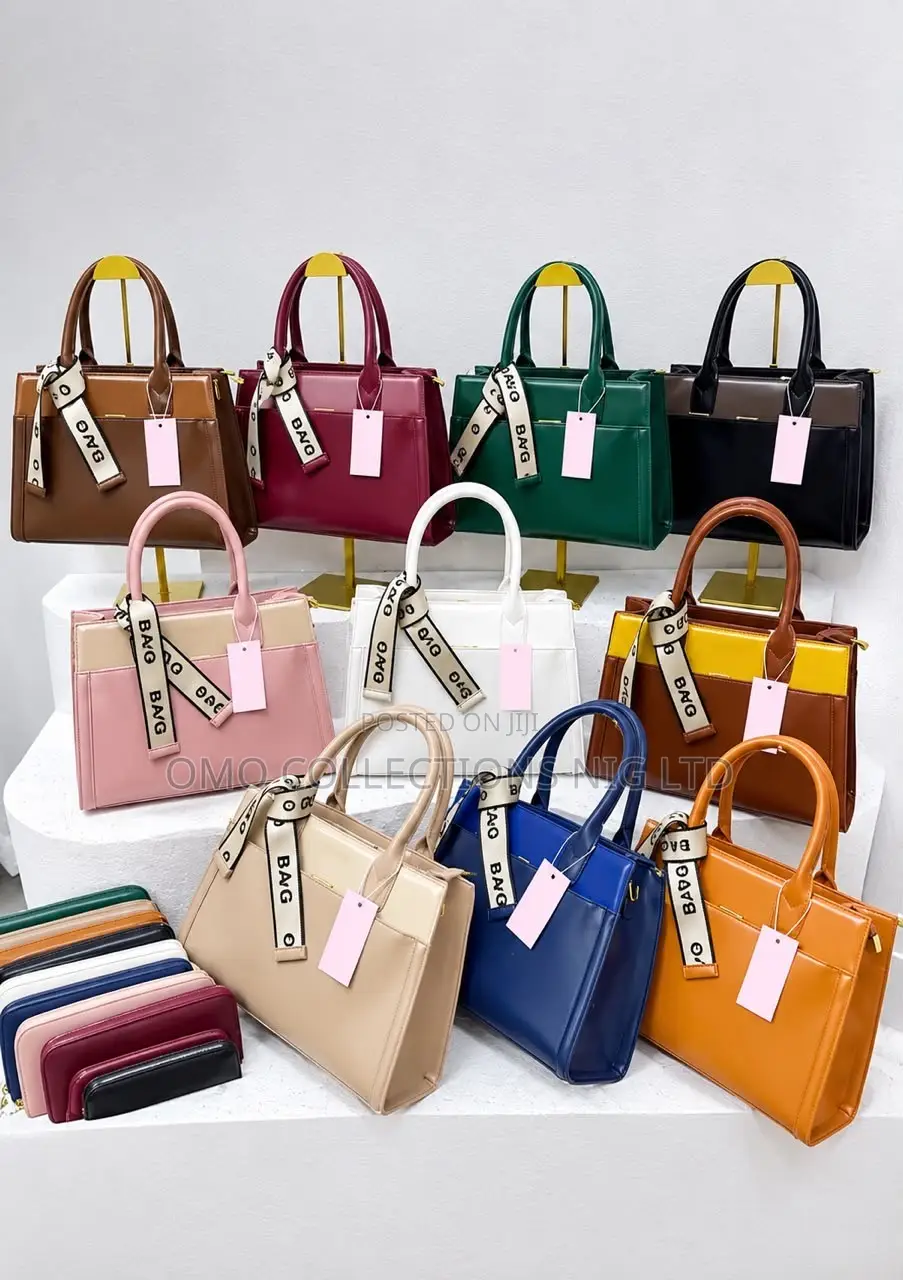 2-in-1 Women’s Handbag With Matching Purse