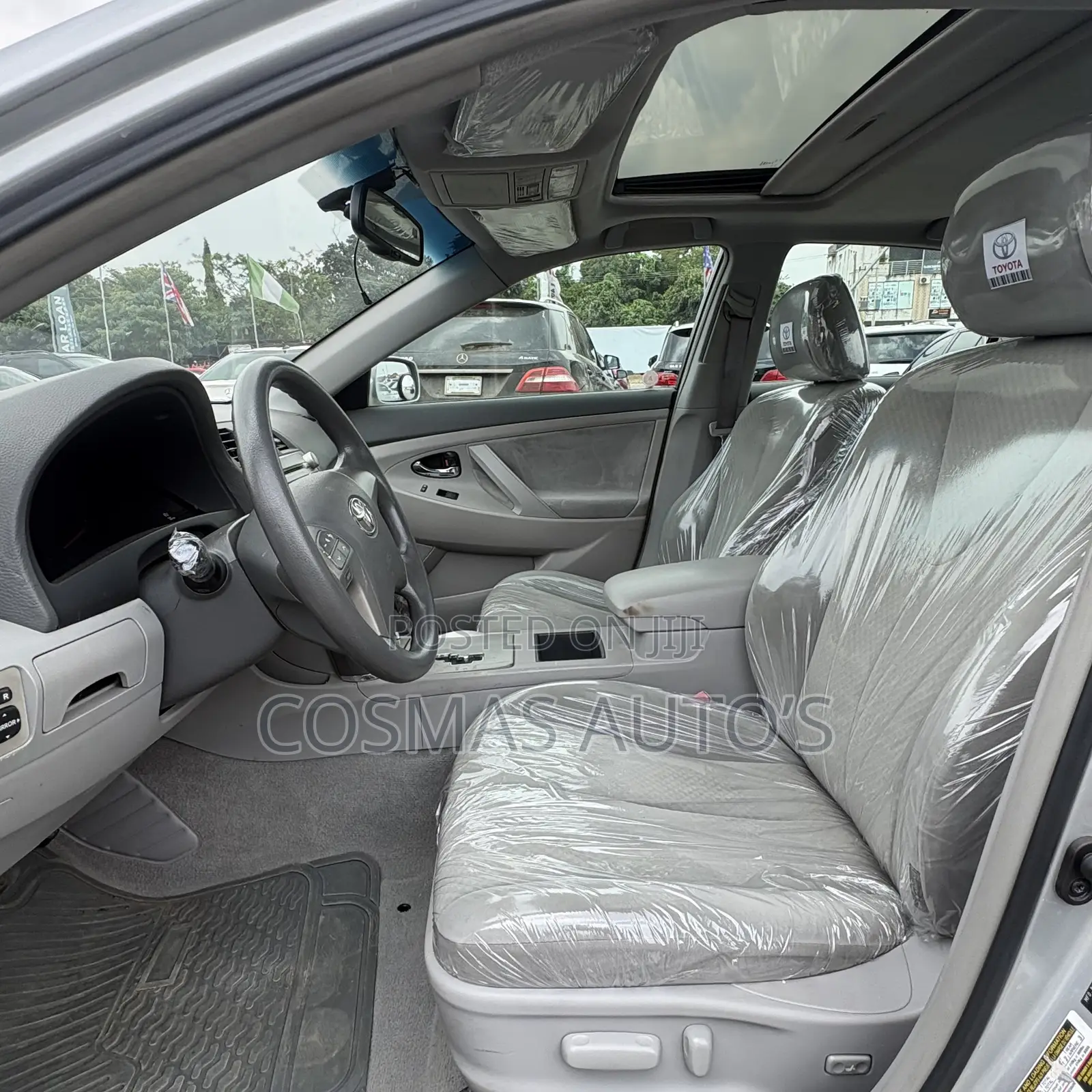 Toyota Camry LE 4dr Sedan (2.4L 4cyl 5A) 2009 Silver