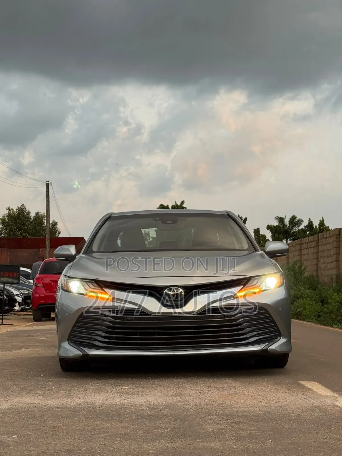 Toyota Camry XLE (2.5L 4cyl 8A) 2019
