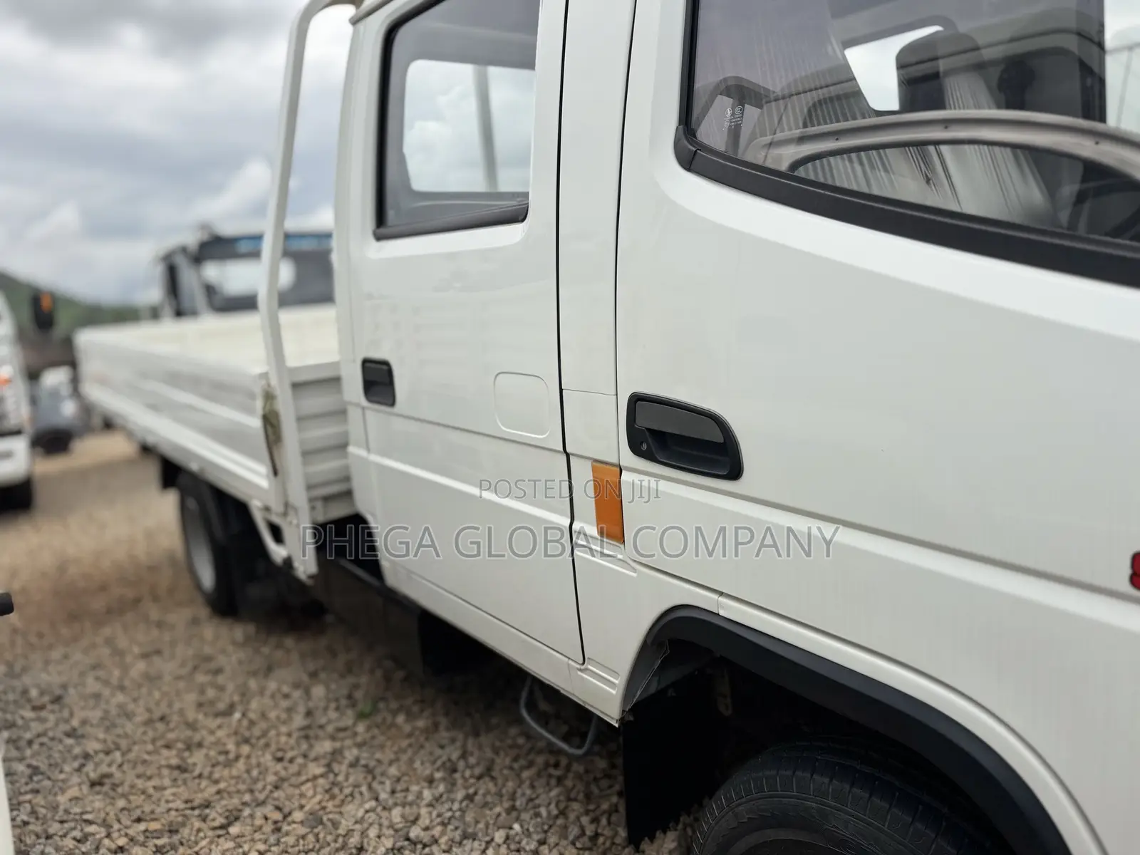 T- King Double Cabin Truck