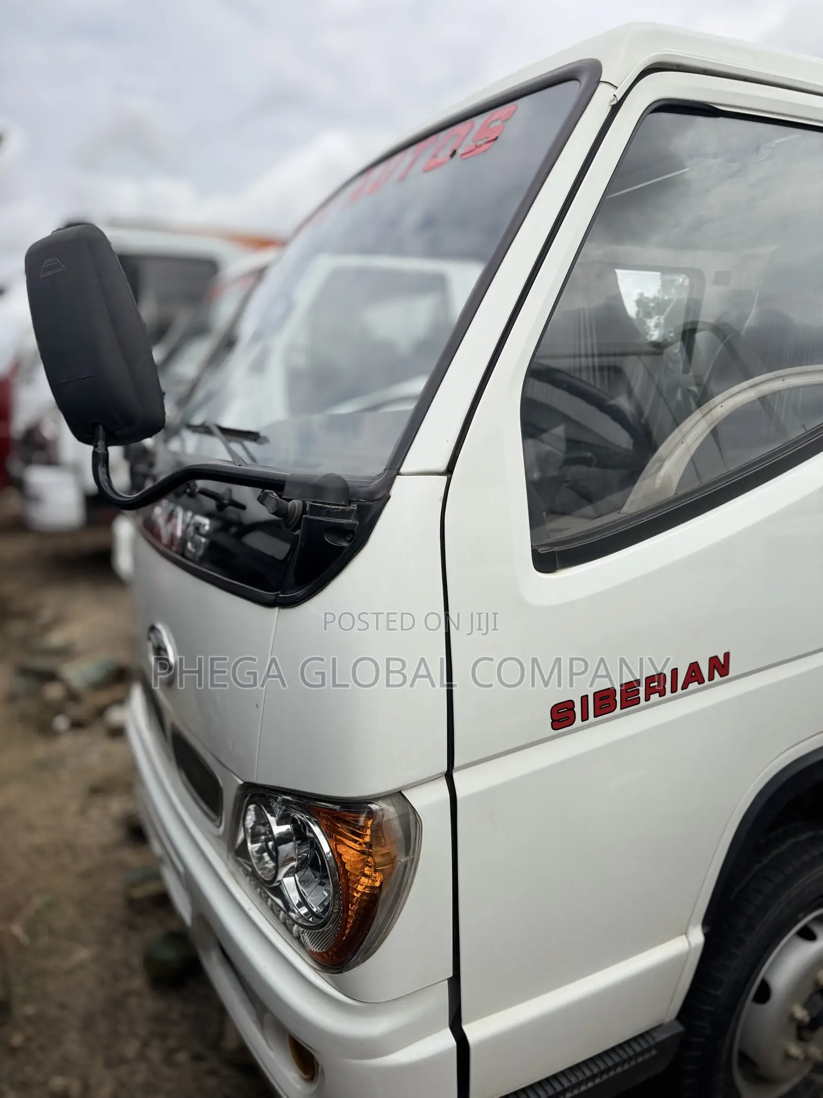 T- King Double Cabin Truck