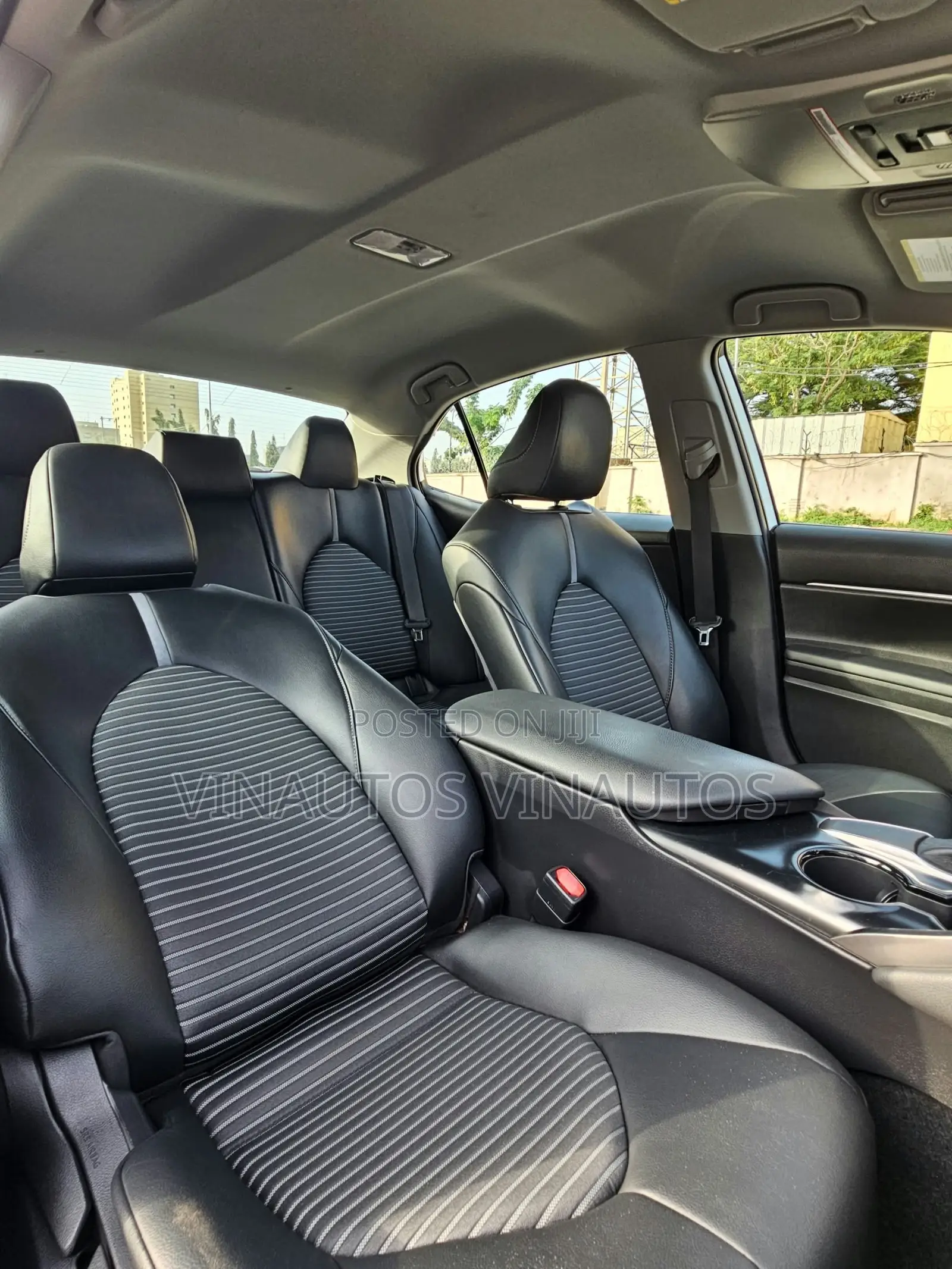 Toyota Camry 2019 White