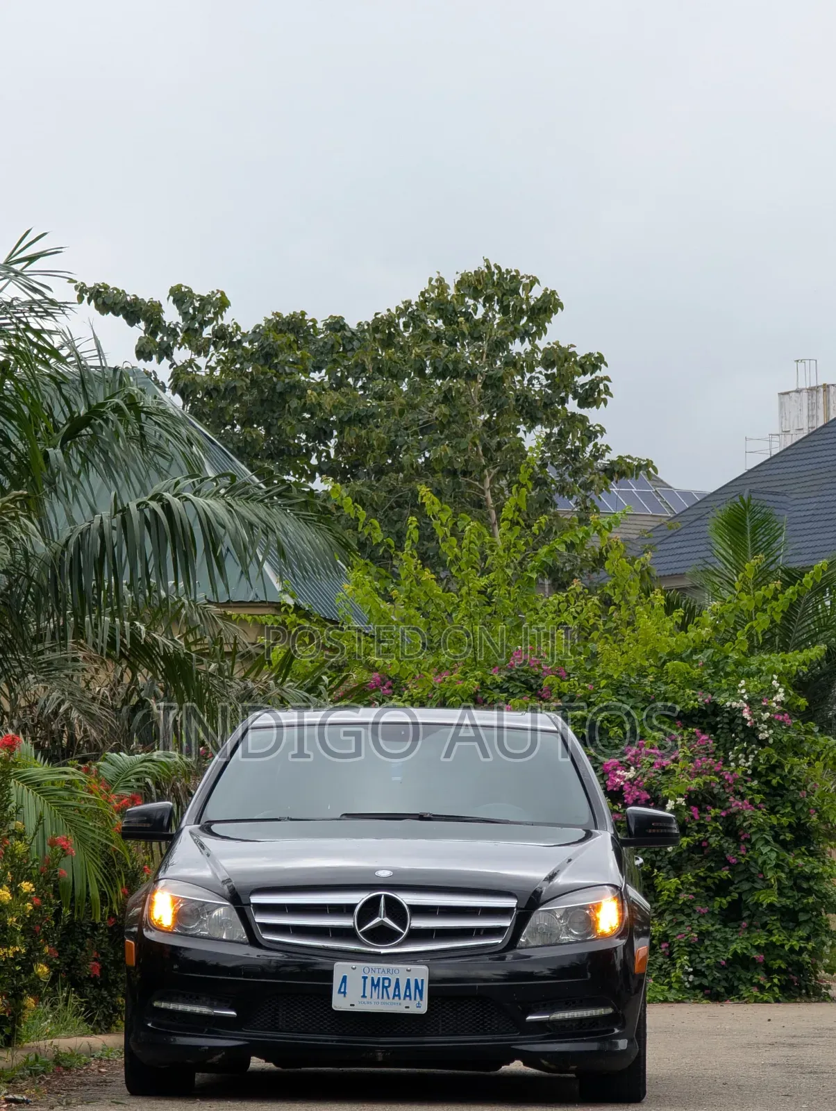 Mercedes-Benz C300 2011 Black