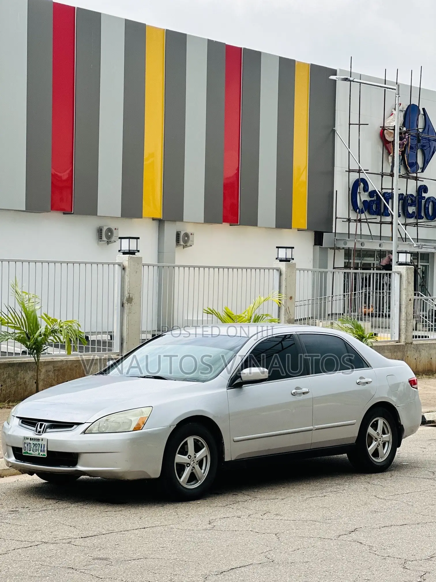 Honda Accord 2005 Silver