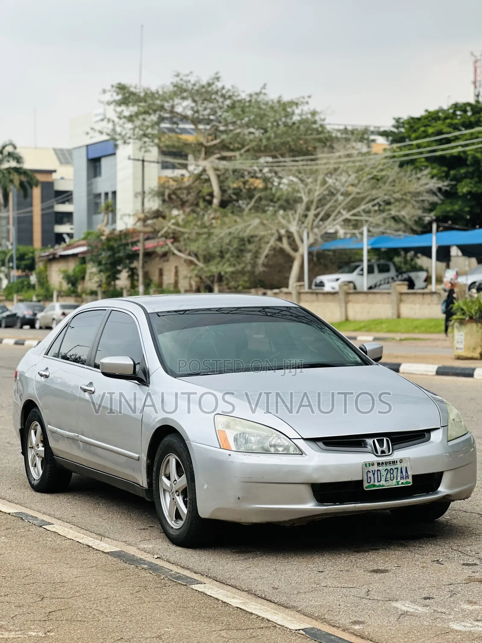 Honda Accord 2005 Silver