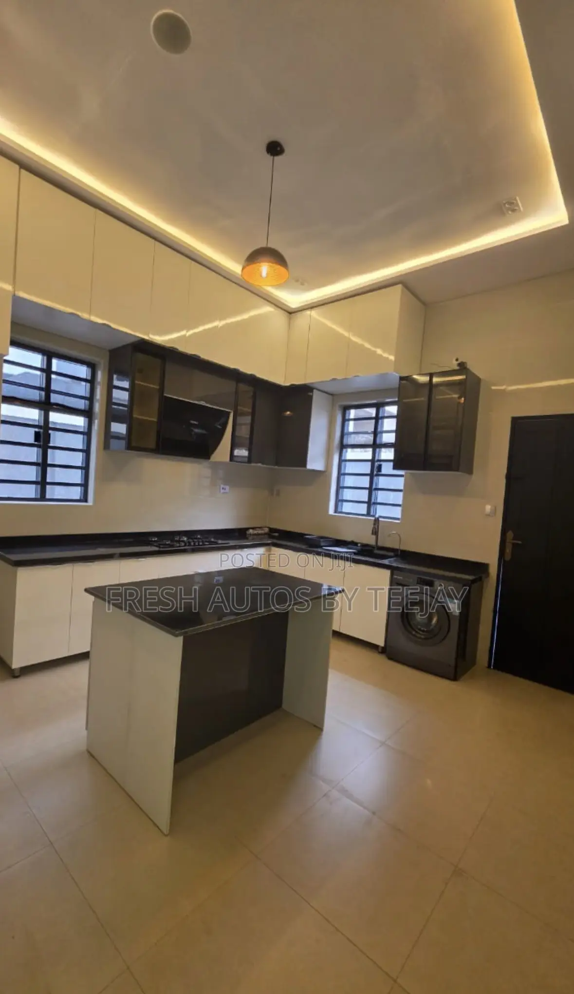 5bdrm Duplex in Omole Phase2 Estate for rent