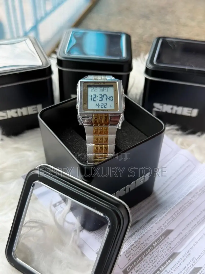 High Quality Luxury SKMEI Wristwatch
