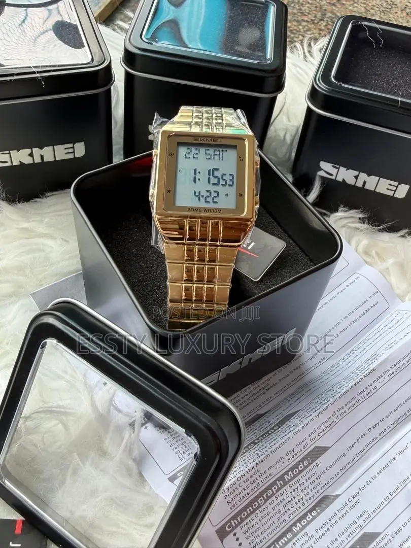 High Quality Luxury SKMEI Wristwatch