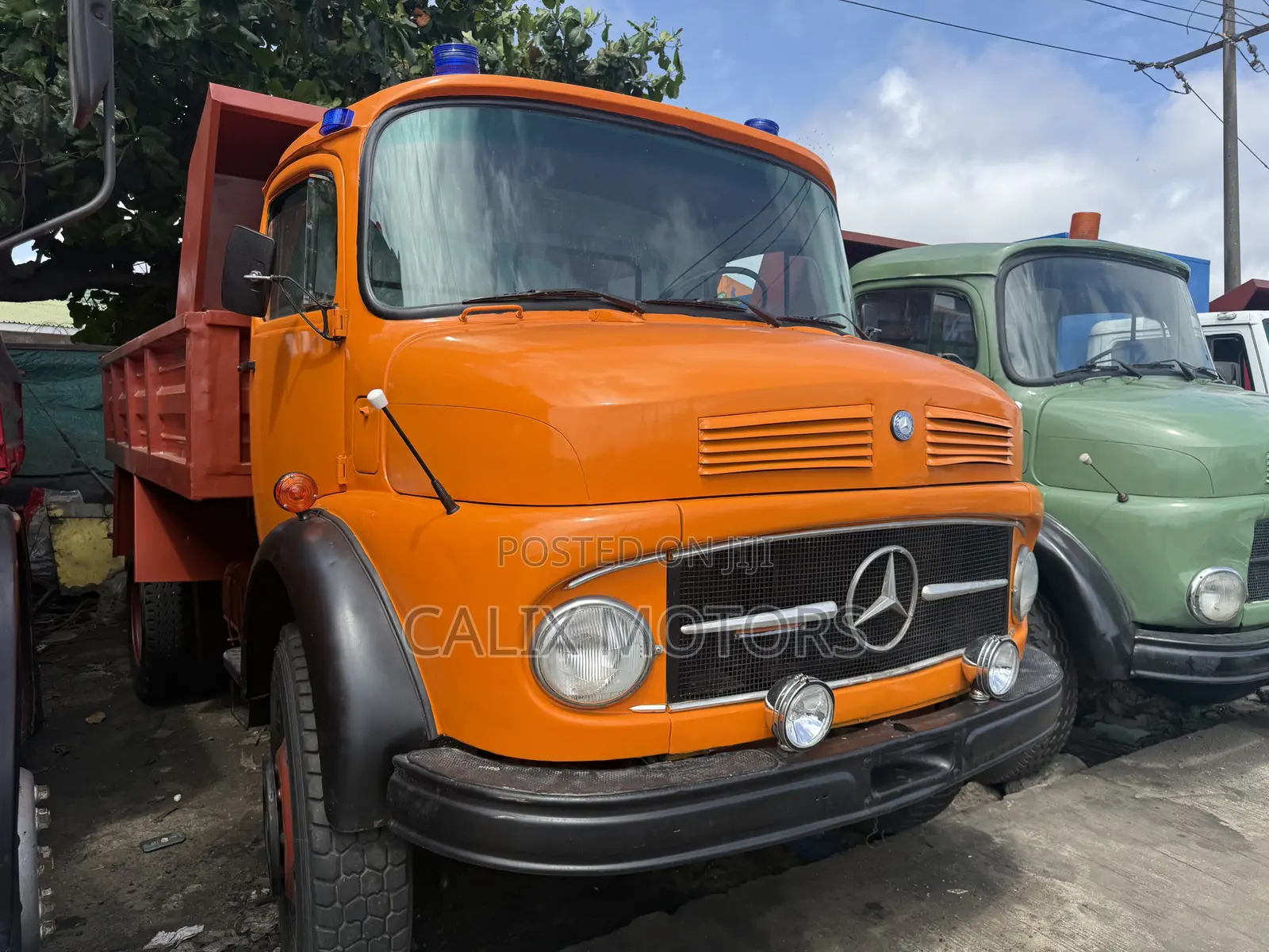 Foreign Used Mercedes Benz 911 Tipper Truck 2006