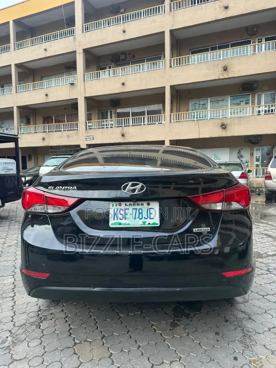 Hyundai Elantra 2013 Black