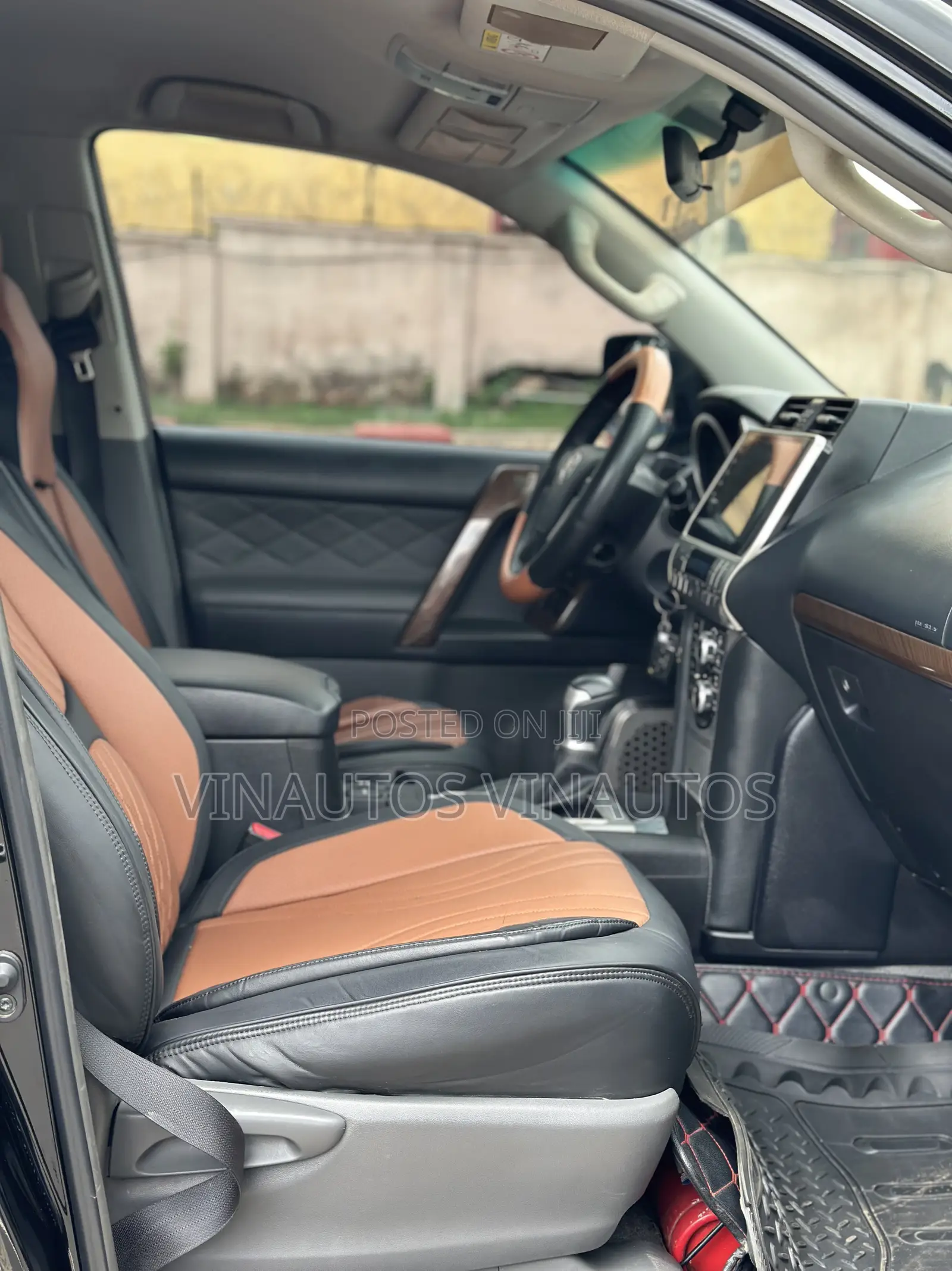 Toyota Land Cruiser Prado 2016 Black