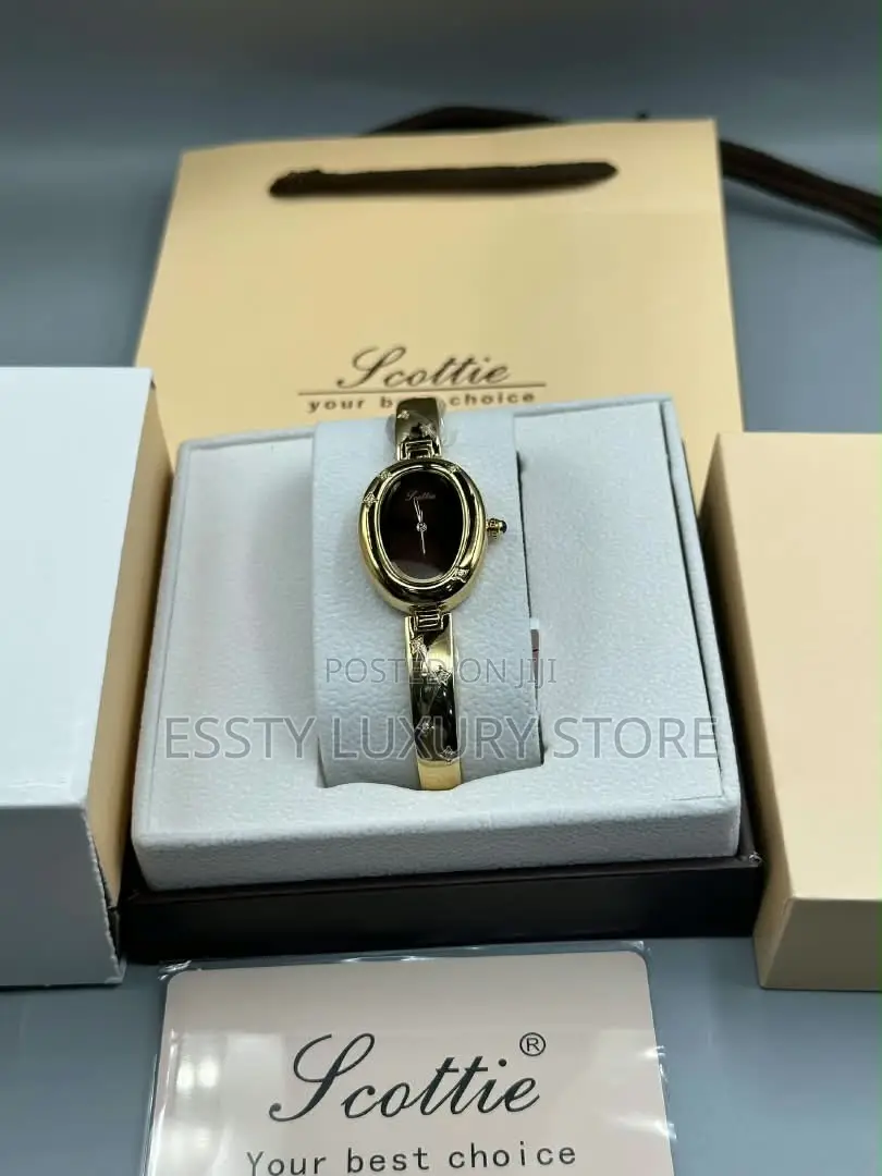 High Quality Luxury Scottie Female Wristwatch