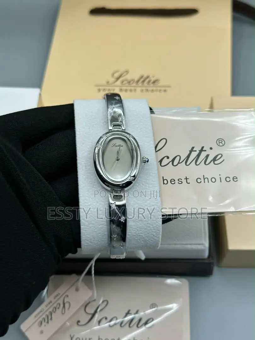 High Quality Luxury Scottie Female Wristwatch