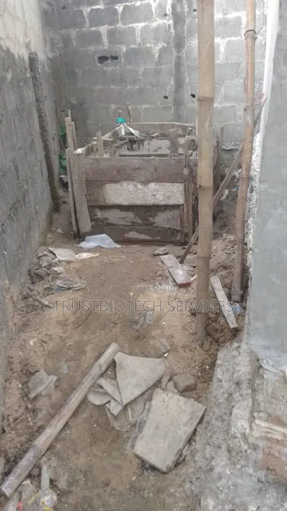 Bio Digester Soakaway Toilet