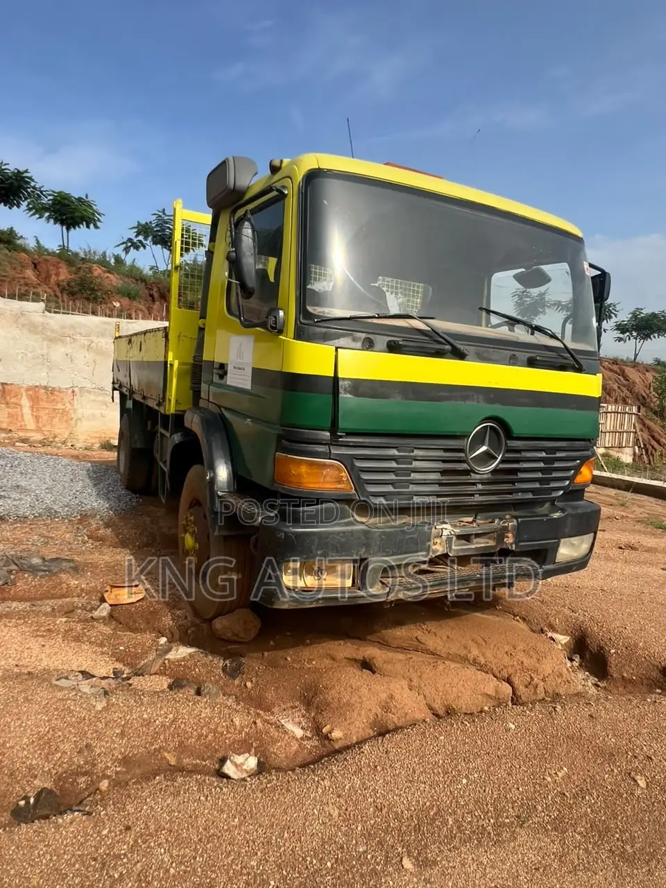 Mercedes Tipper