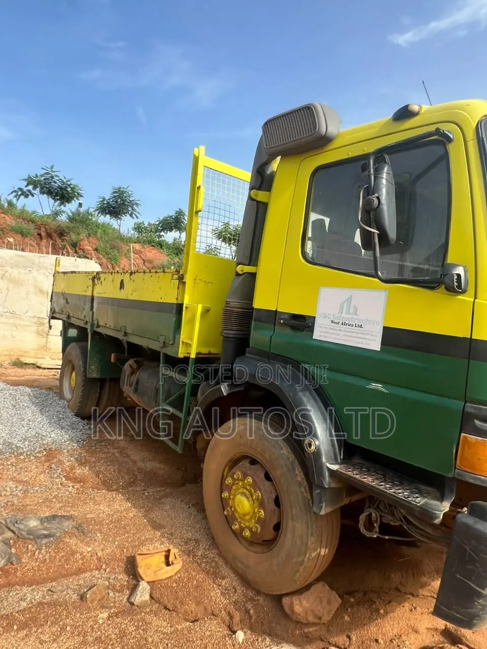 Mercedes Tipper