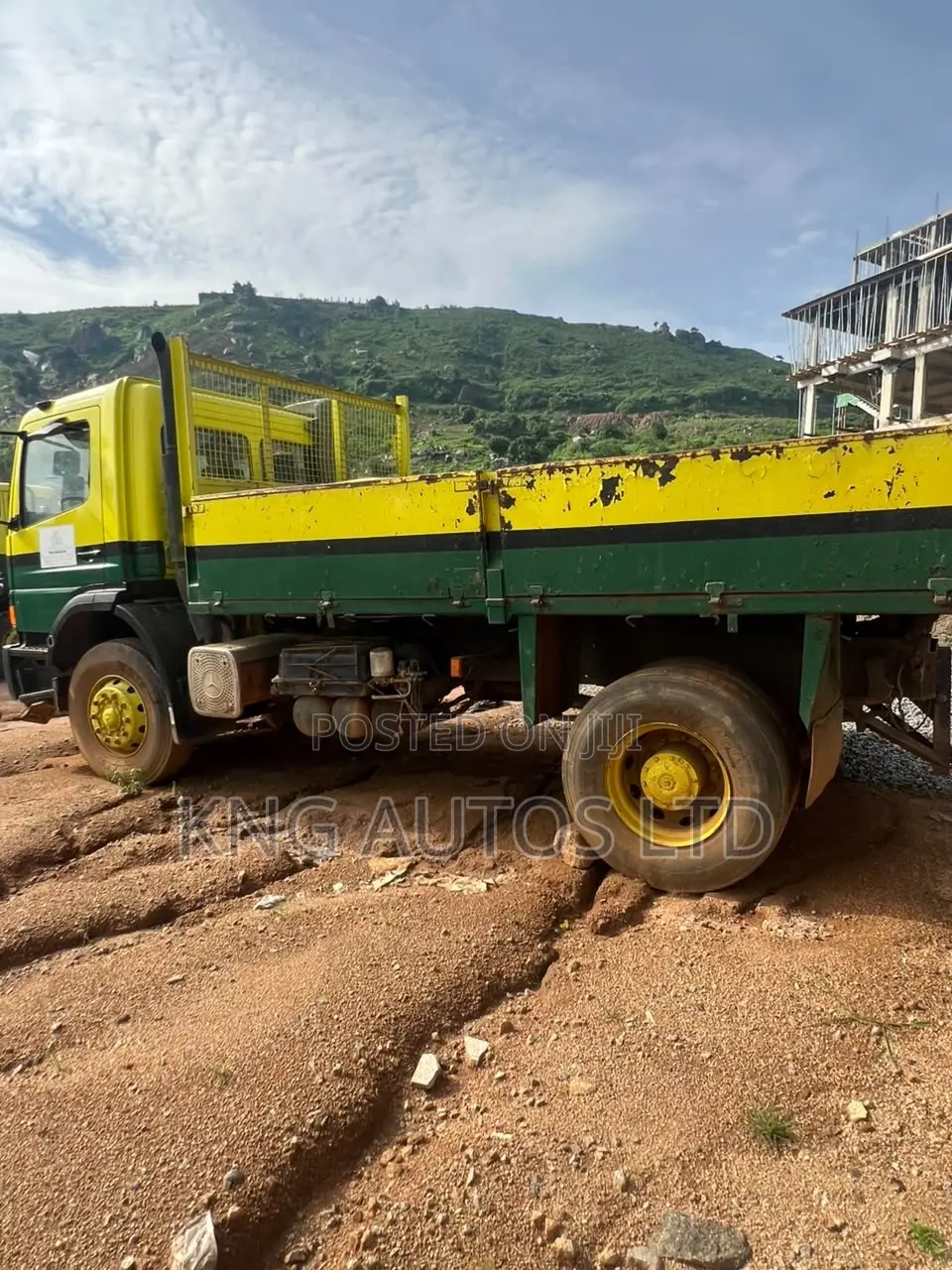 Mercedes Tipper