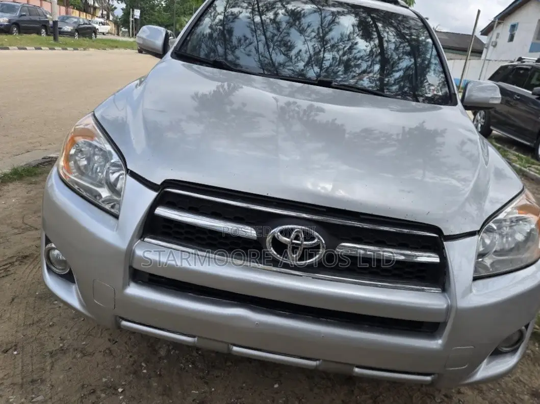 Toyota RAV4 2.5 4x4 2010 Silver