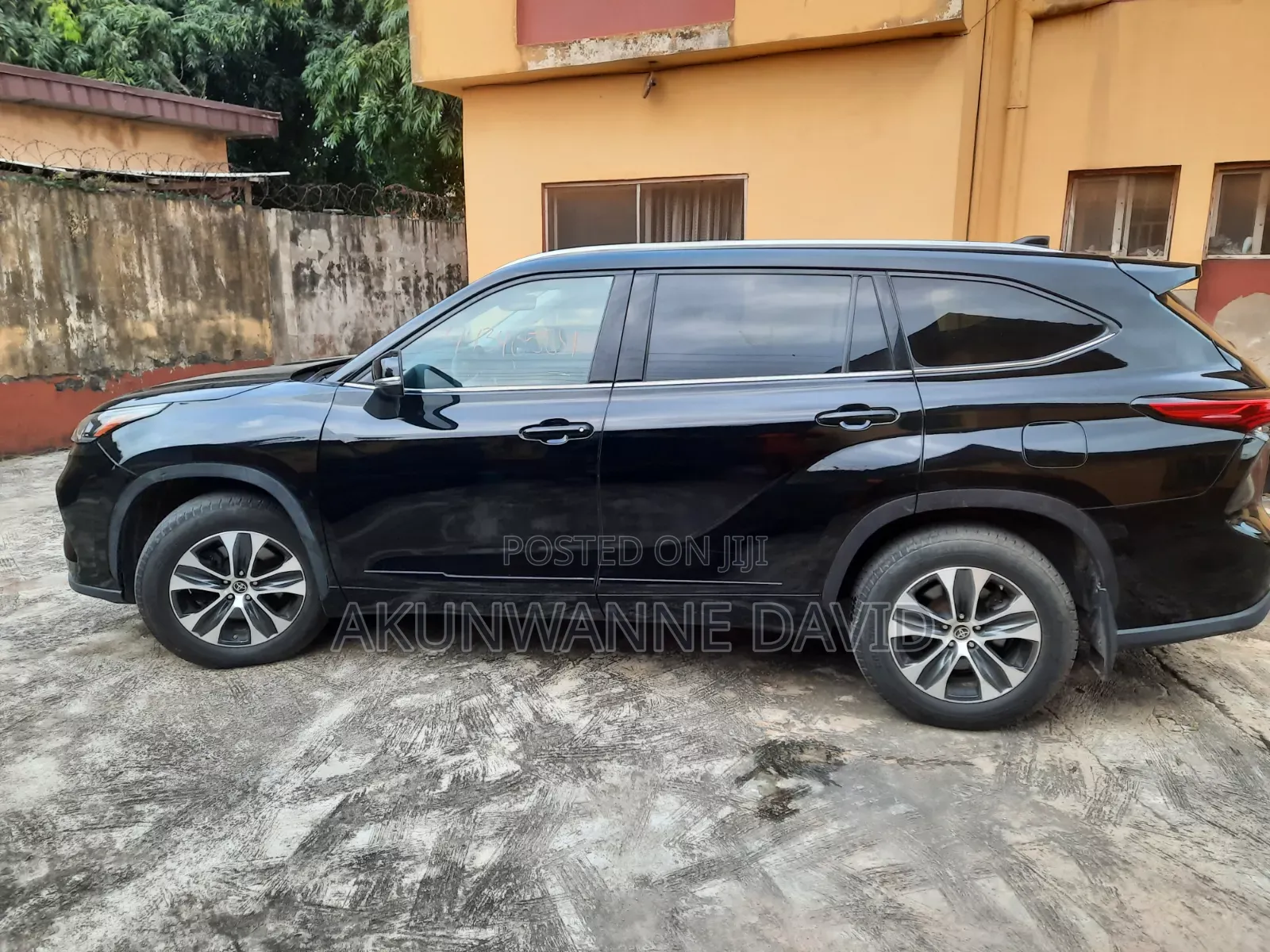 Toyota Highlander XLE 2021 Black