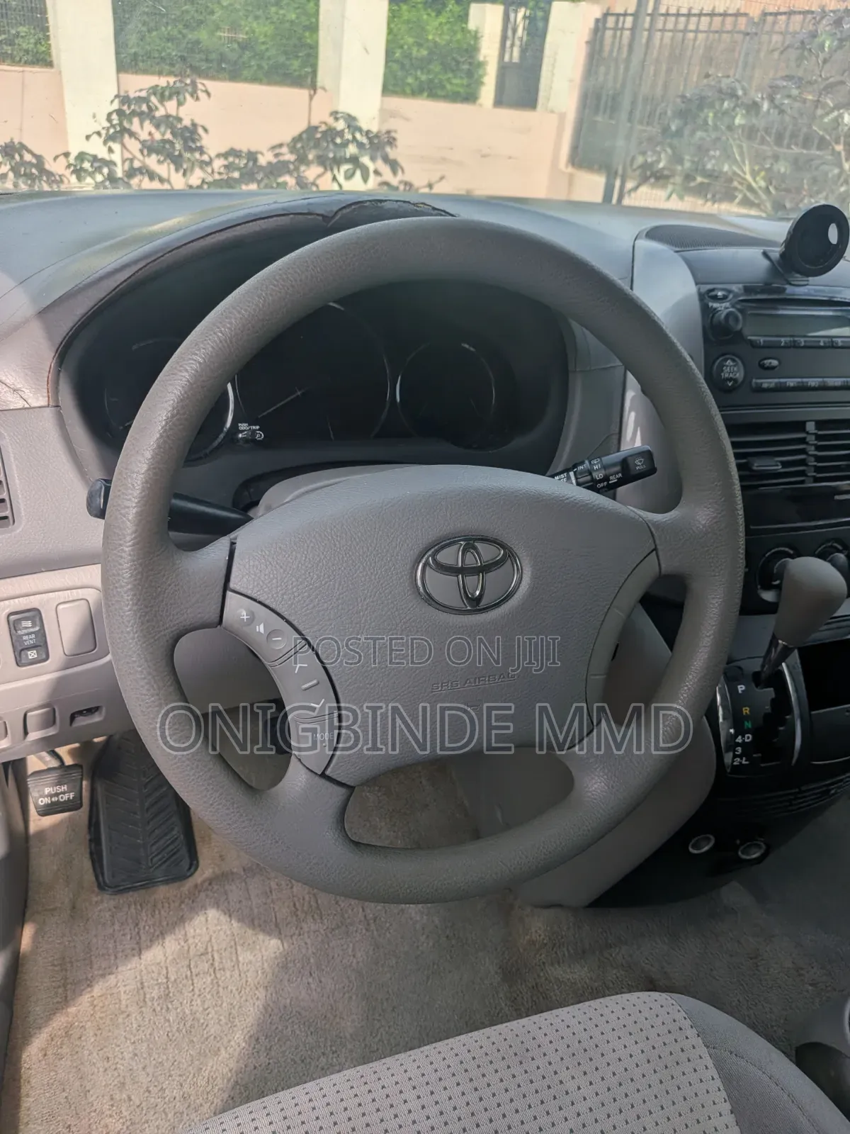 Toyota Sienna 2007 Red