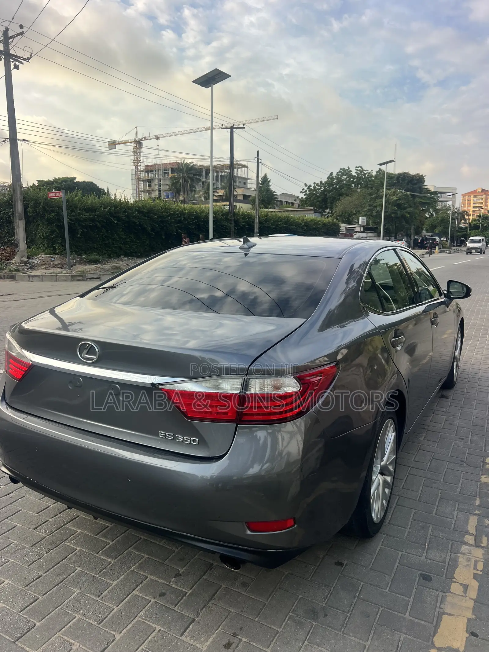 Lexus ES 350 FWD 2015 Gray