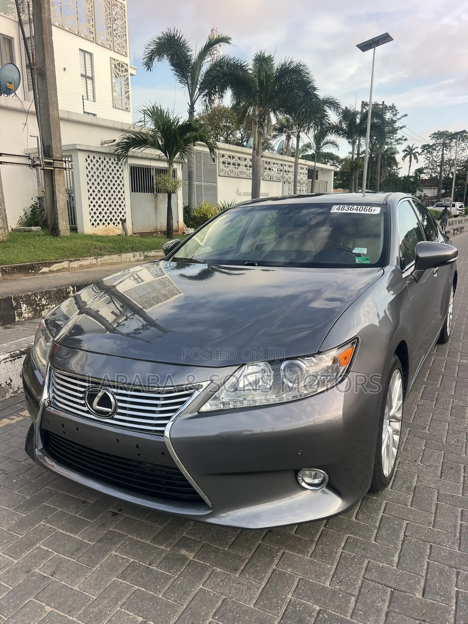 Lexus ES 350 FWD 2015 Gray