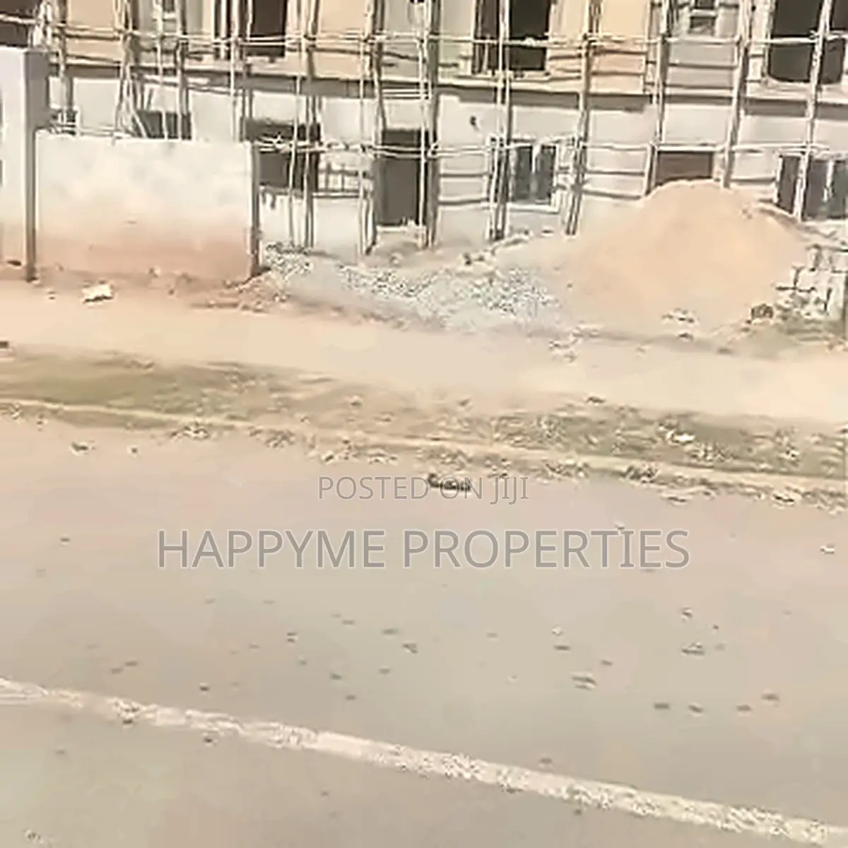 4bdrm Duplex in Guzape District for Sale