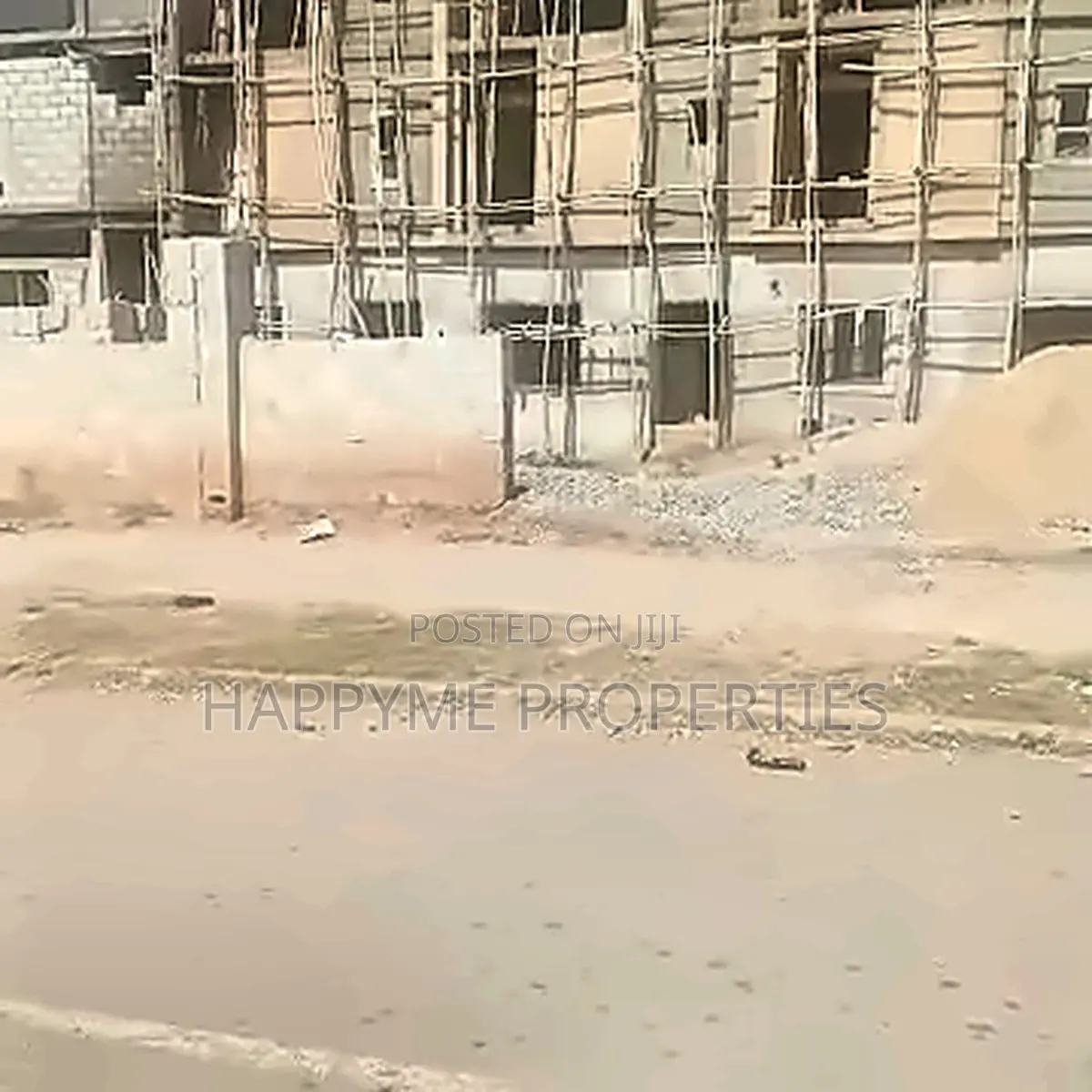 4bdrm Duplex in Guzape District for Sale