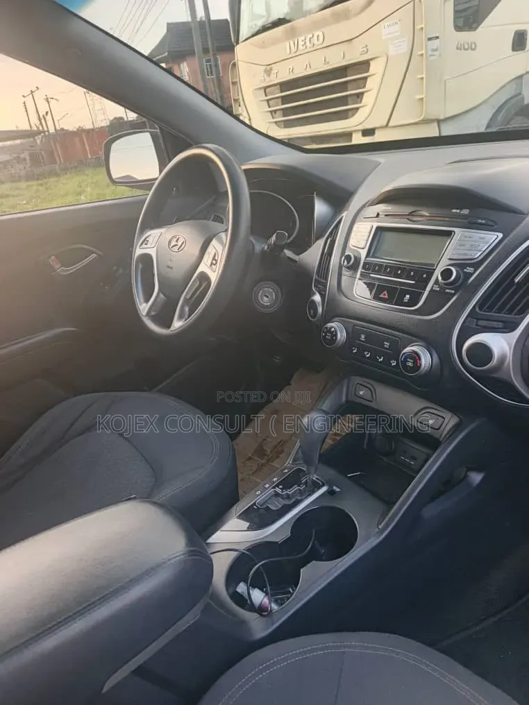 Hyundai Tucson GLS FWD 2012 Black
