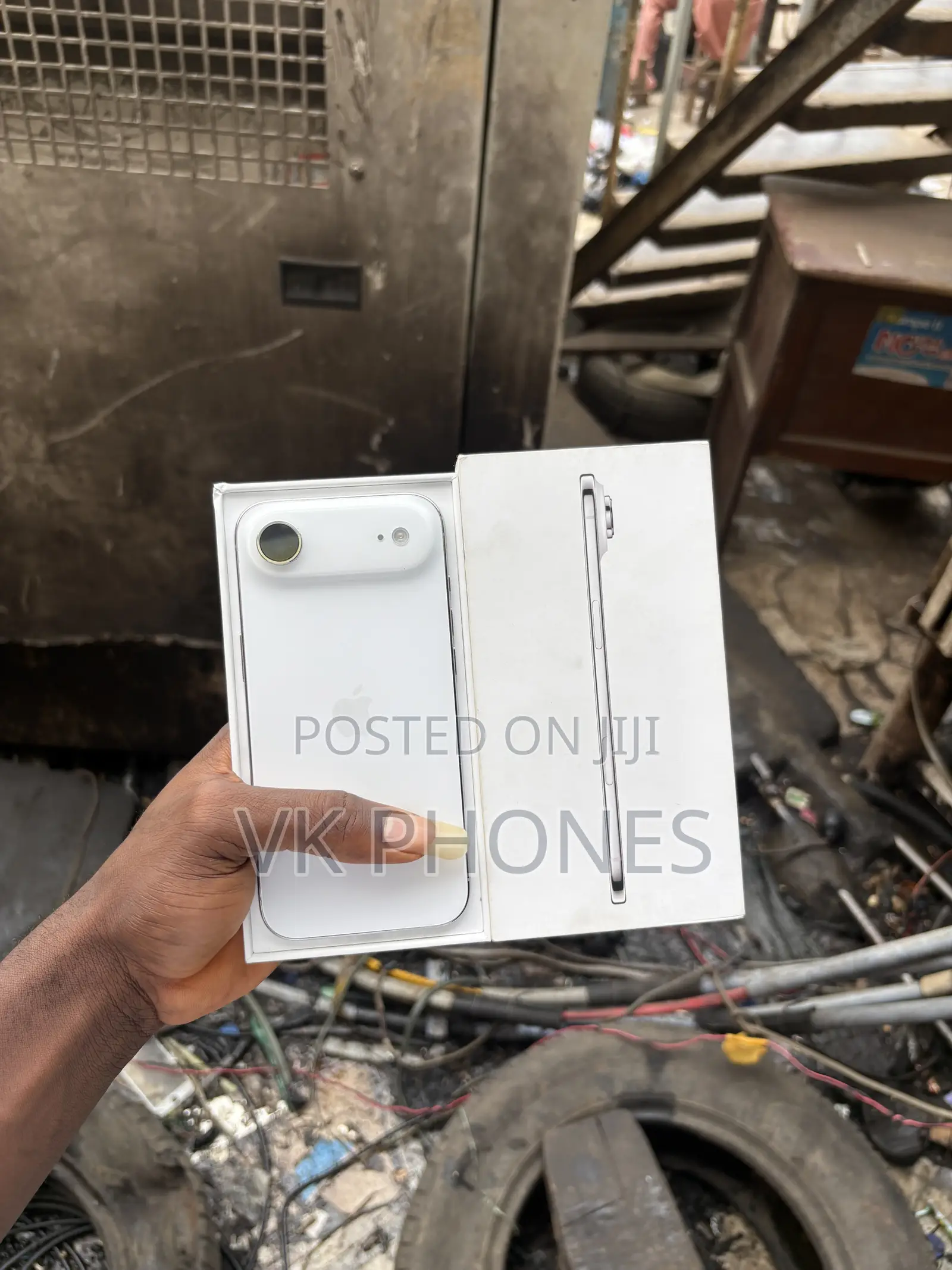 Apple iPhone Air 256 GB Gold