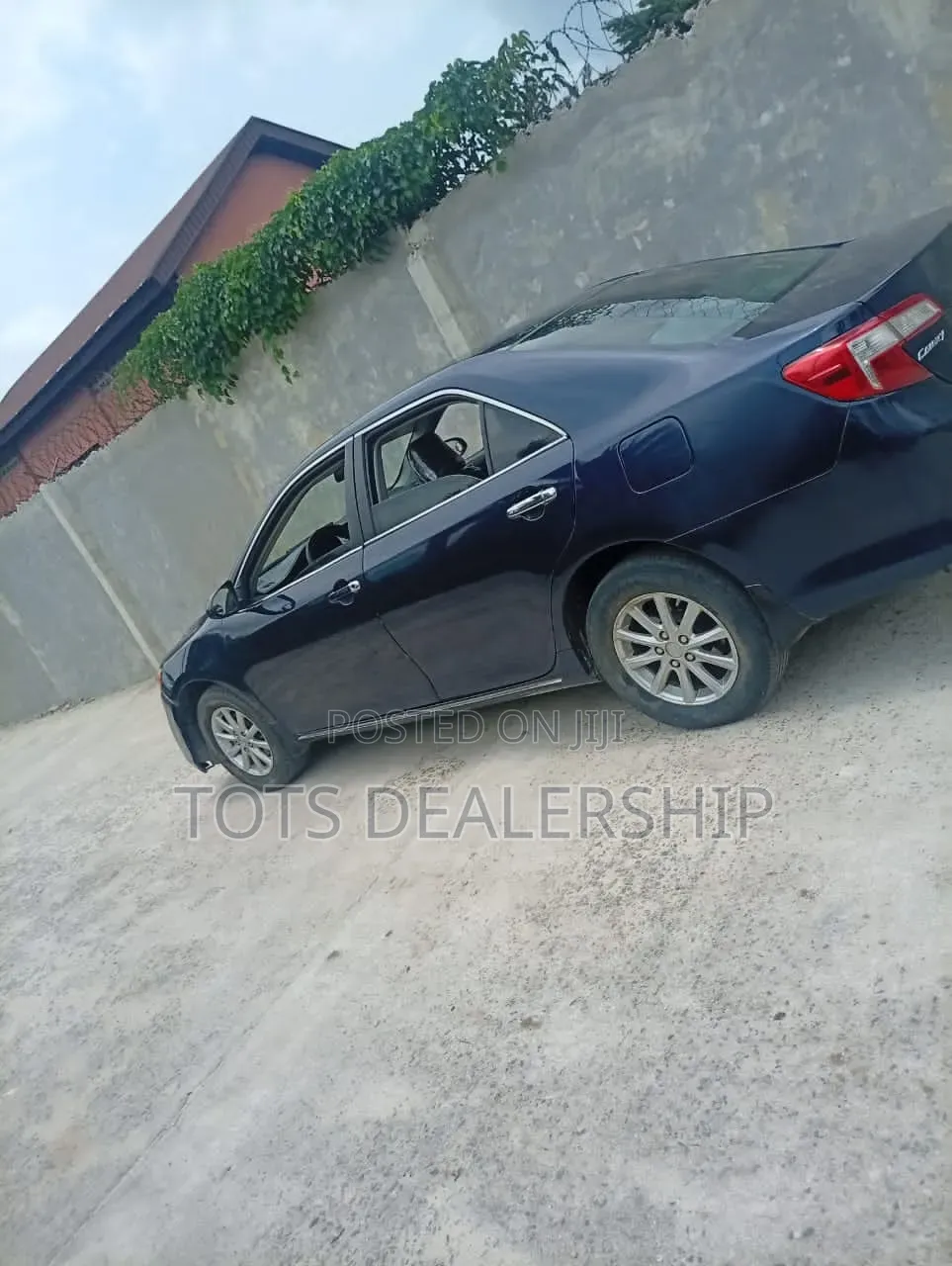 Toyota Camry LE 4dr Sedan (2.5L 4cyl 6A) 2012 Blue