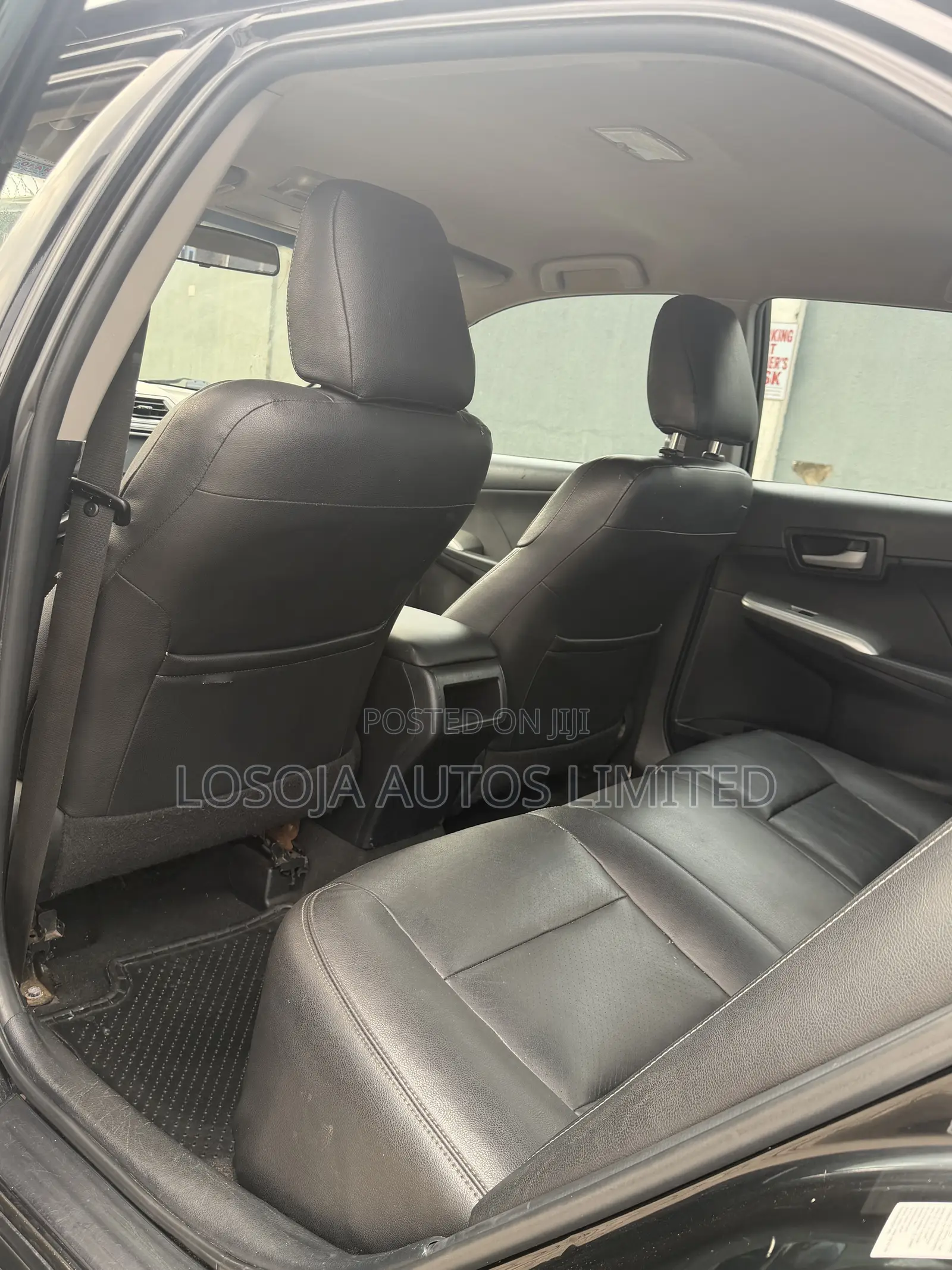 Toyota Camry SE 4dr Sedan (2.5L 4cyl 6A) 2013 Black