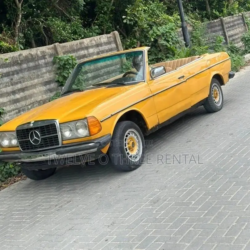 Vintage Mercedes-Benz W123 for Hire