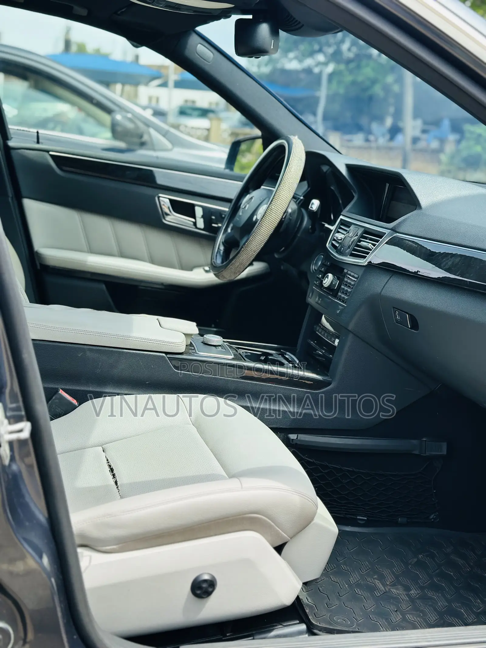 Mercedes-Benz E350 2010 Gray