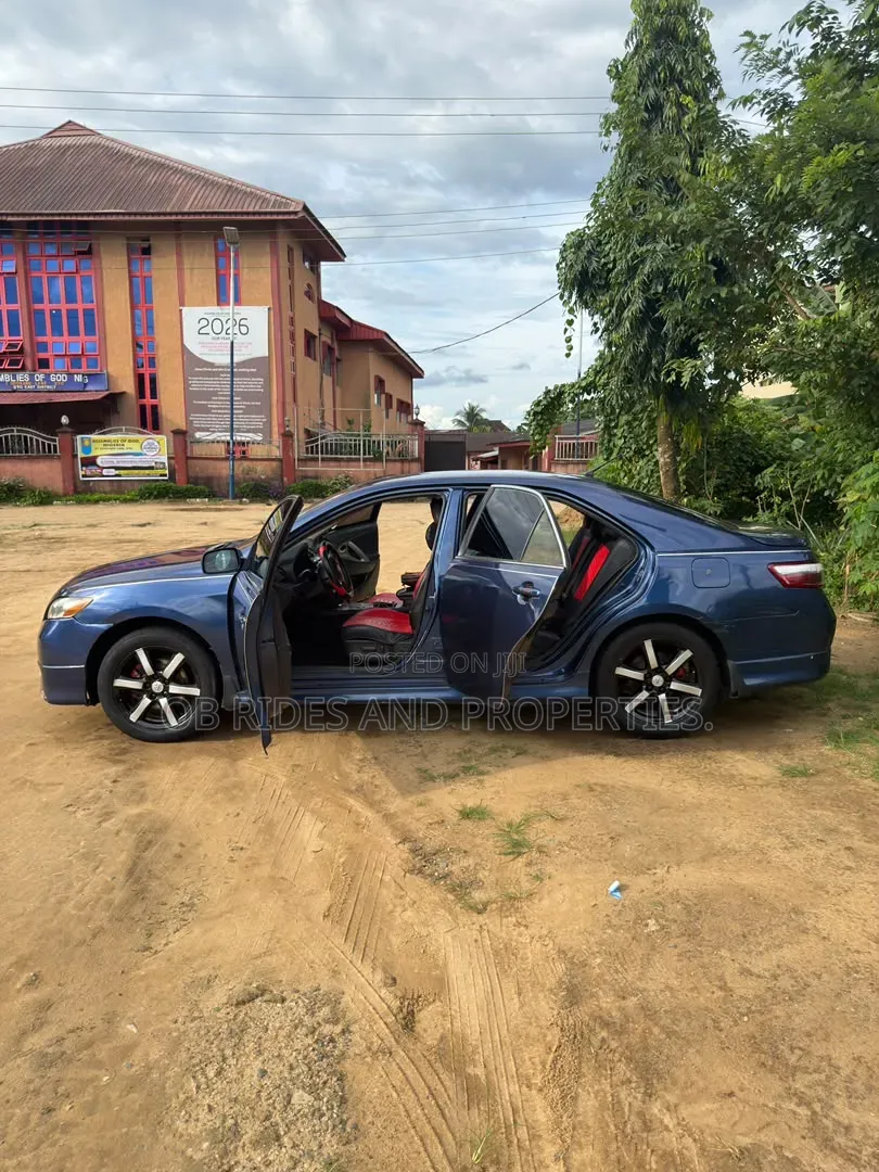 Toyota Camry SE 4dr Sedan (2.4L 4cyl 5A) 2009 Blue