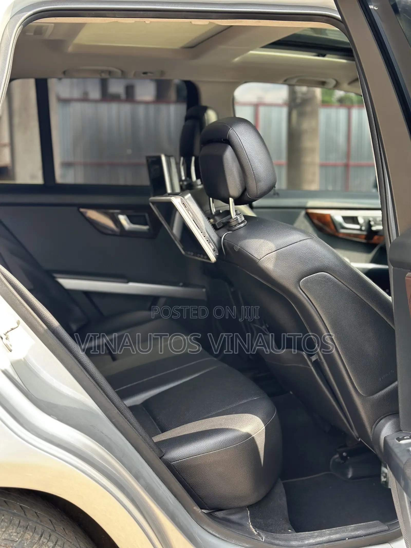 Mercedes-Benz GLK-Class 2011 Gray