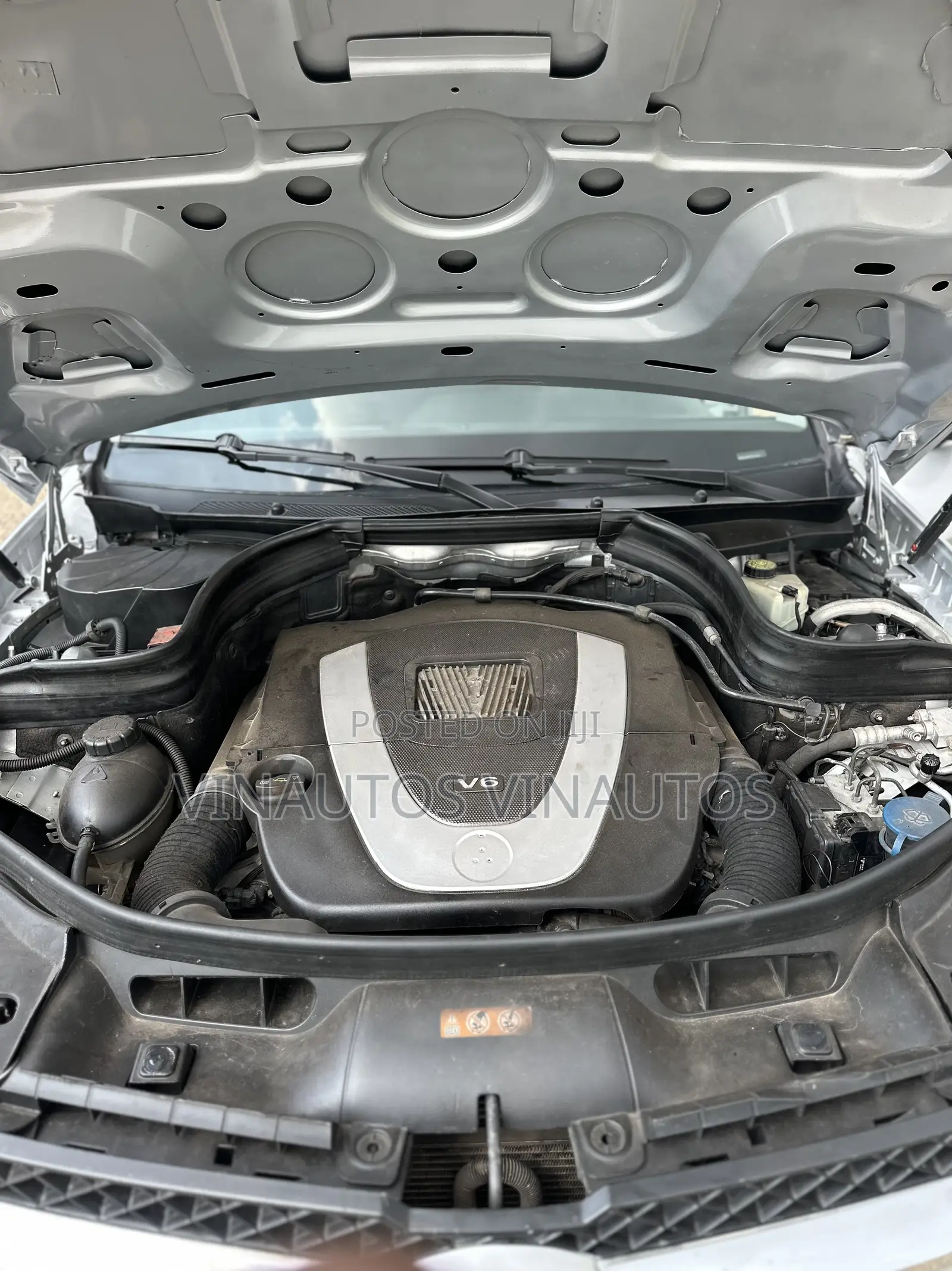 Mercedes-Benz GLK-Class 2011 Gray