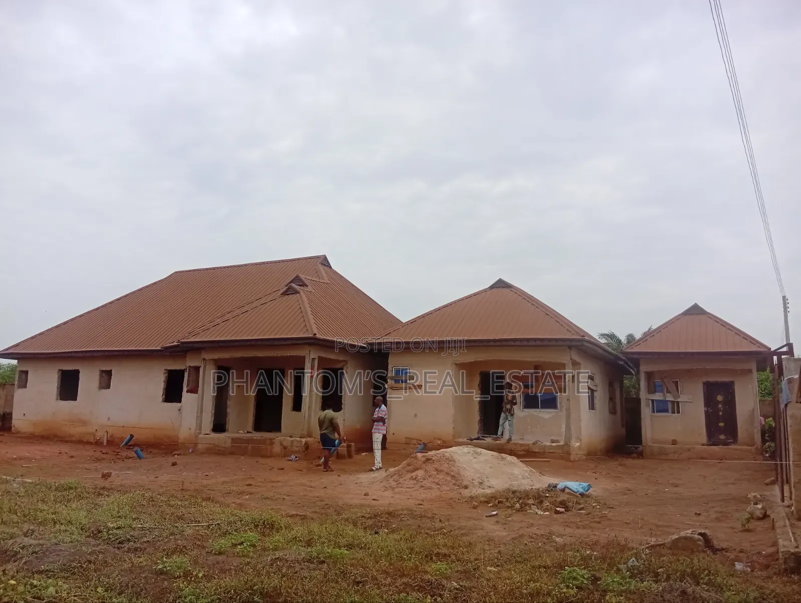 4bdrm Bungalow in Sapele Rd Bypass, Benin City for sale