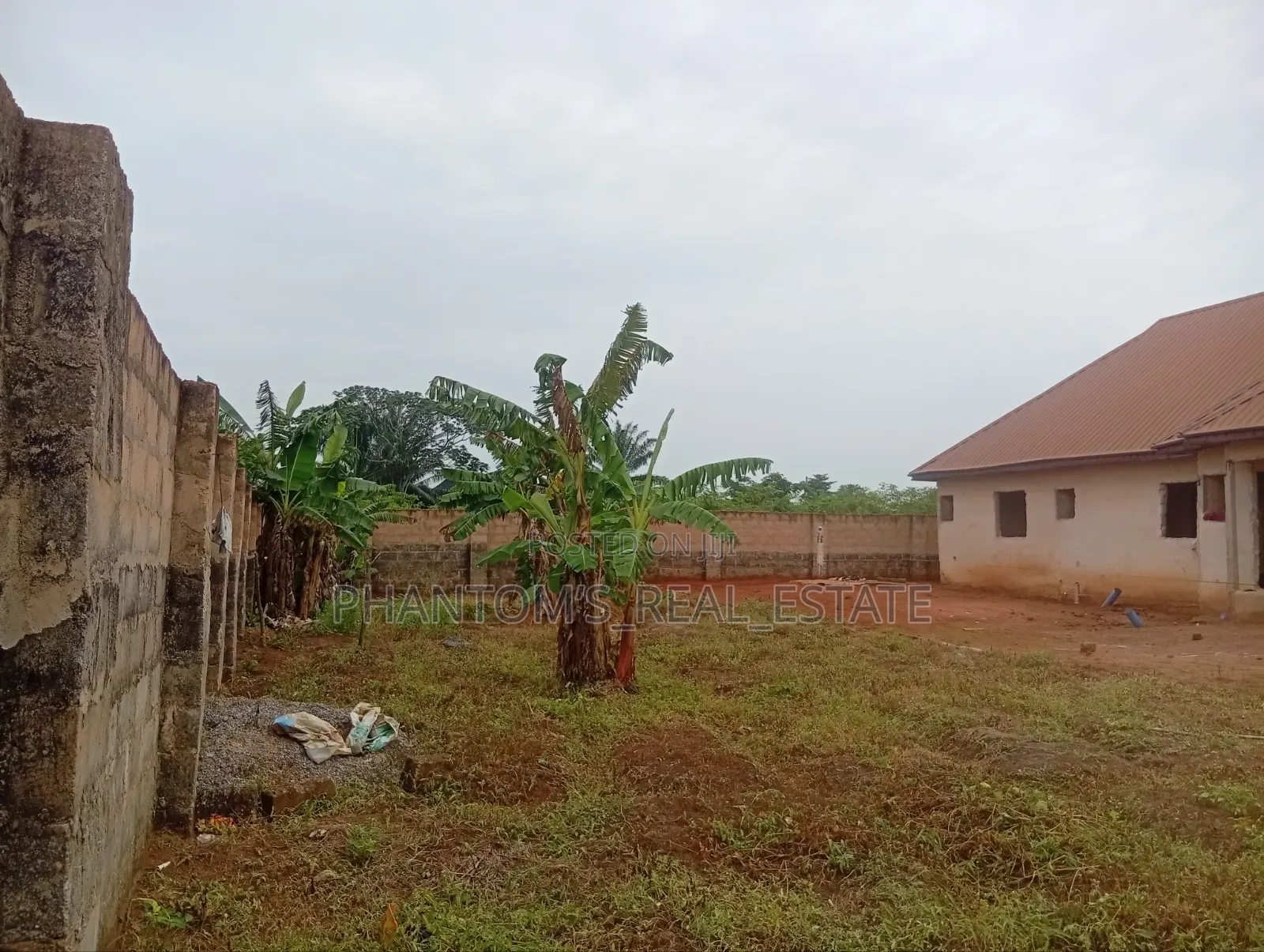 4bdrm Bungalow in Sapele Rd Bypass, Benin City for sale