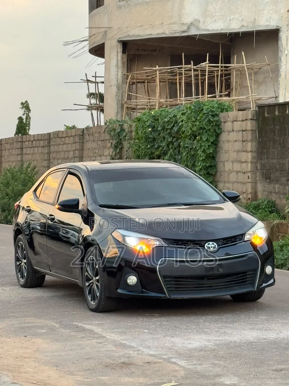 Toyota Corolla 2016 Black