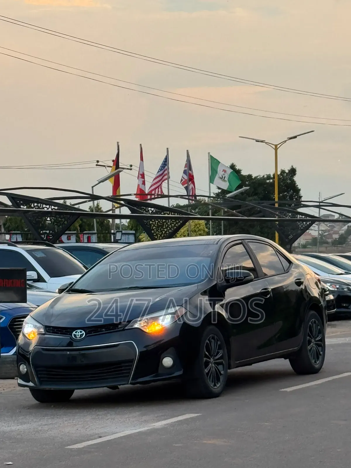 Toyota Corolla 2016 Black