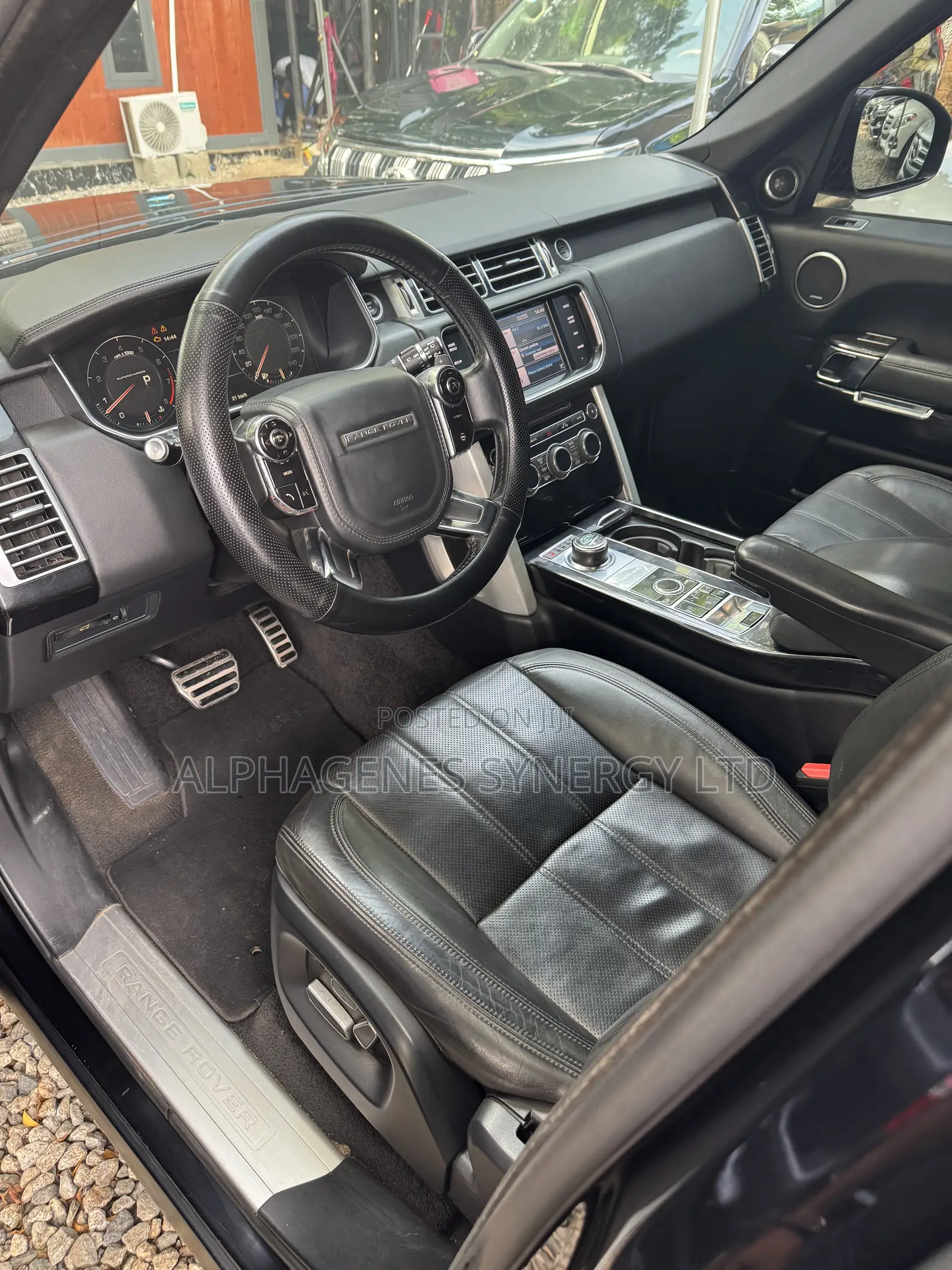 Land Rover Range Rover Vogue 2013 Black