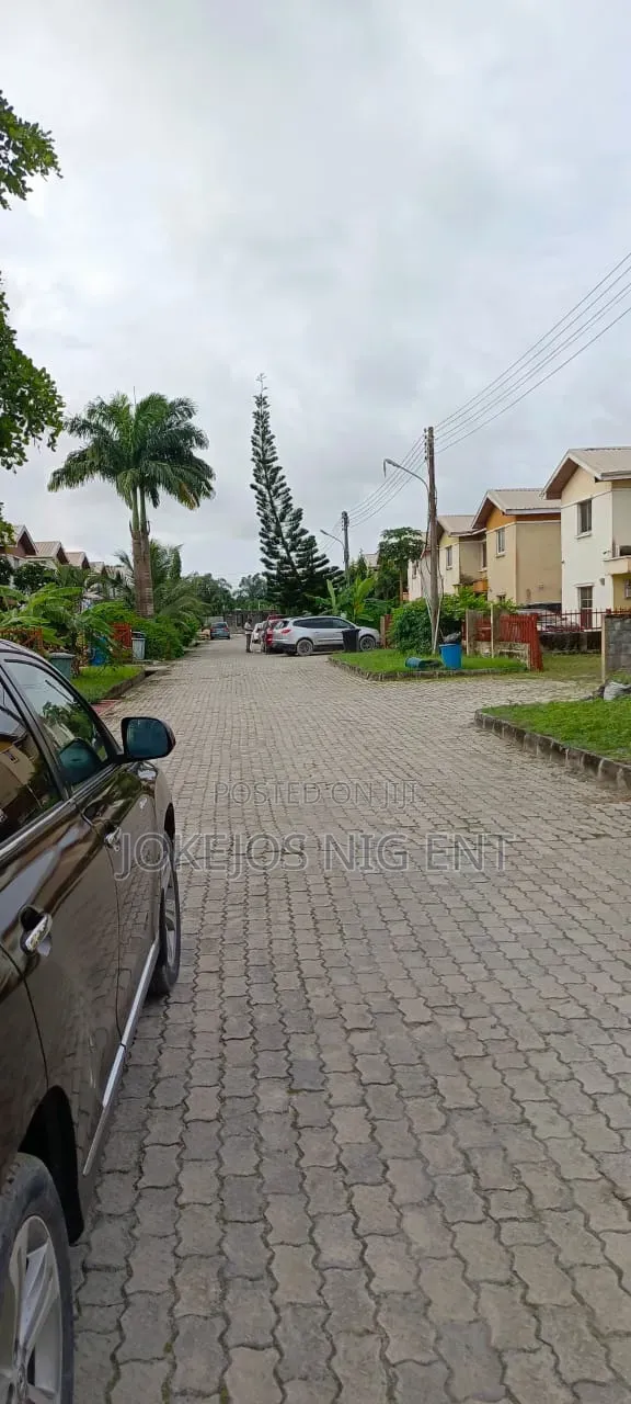 4bdrm Duplex in Choice Garden Abijo for sale
