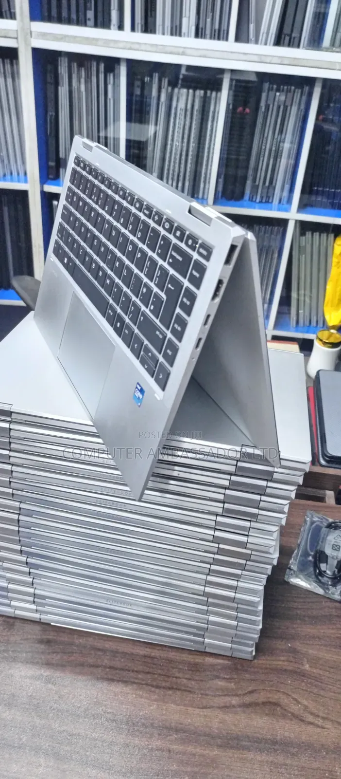 Laptop HP EliteBook 1040 G8 32GB Intel Core i7 SSD 256GB