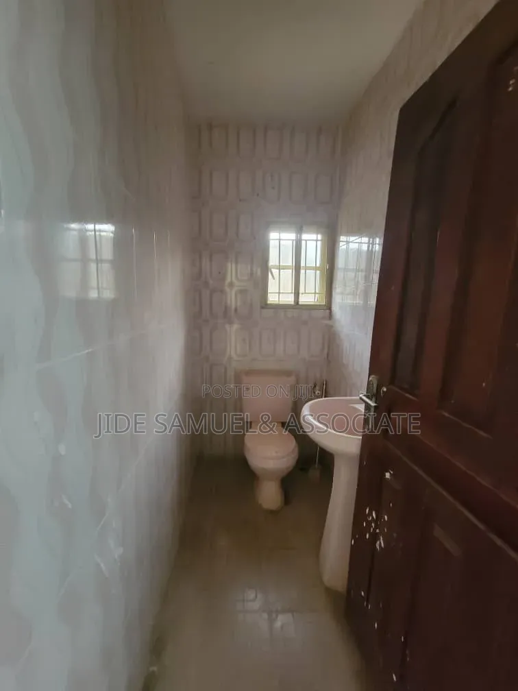 Furnished 2bdrm Duplex in Ayobo for rent